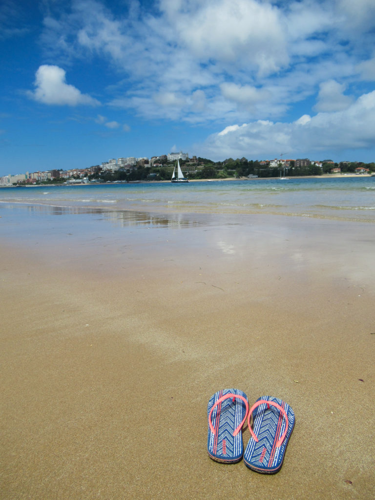 Flip Flops am Strand von Loredo